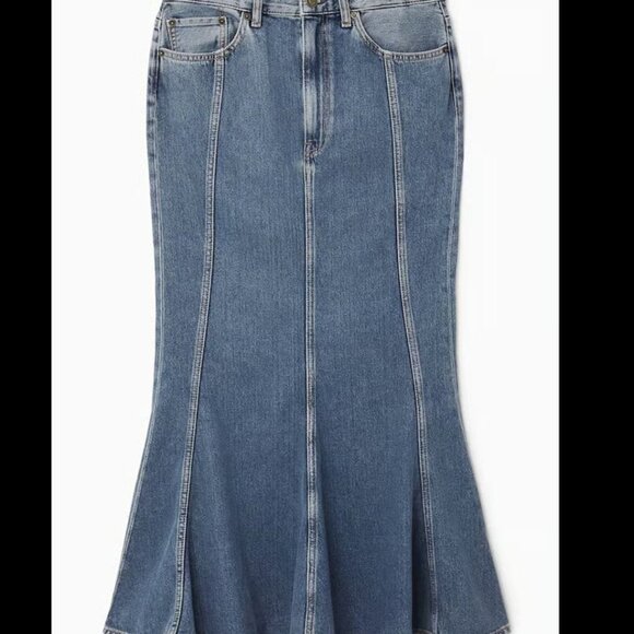 COS PANELED FLARED DENIM SKIRT Faded blue Size 6 - Picture 8 of 10